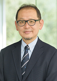 前野 隆司
